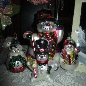 Vintage Pearly Snowman Family
